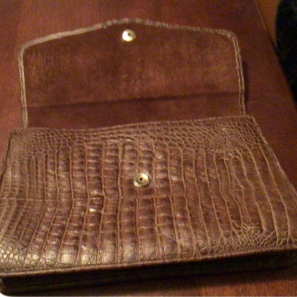 Woman’s purse colour brown - Picture 7 of 10
